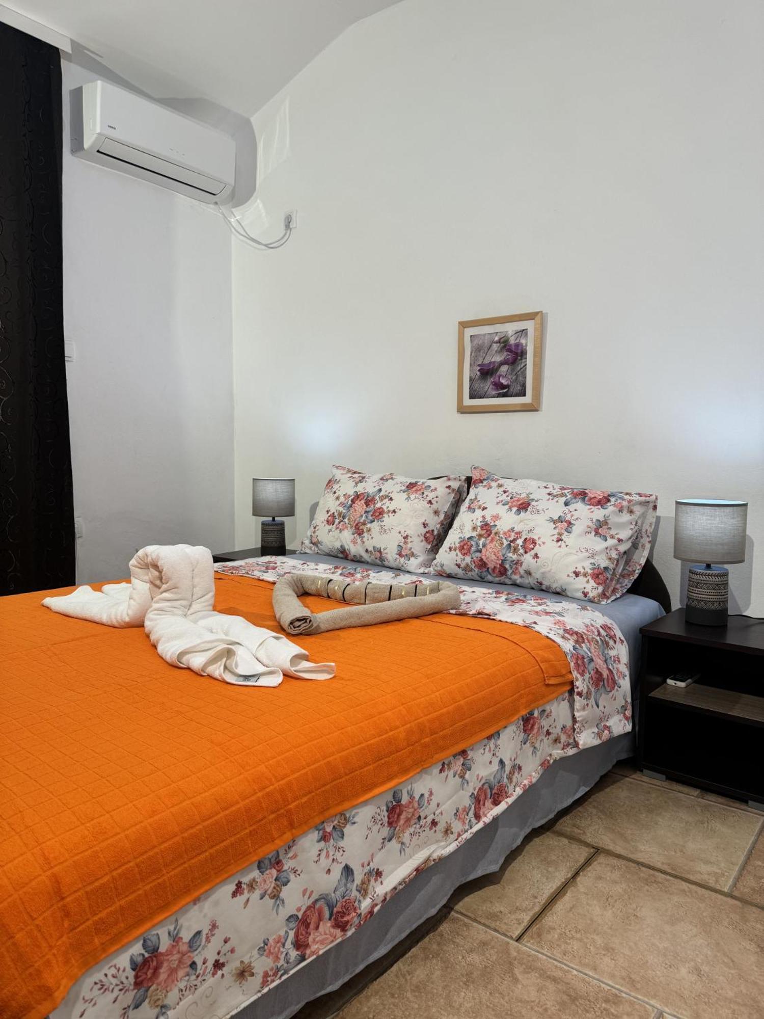 Villa Happy Family!!! Prijevor Екстериор снимка